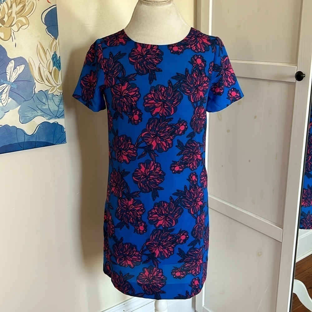 J.Crew Bright Blue and Pink Floral Crew Neck Short Sleeve Shift Dress - Size 0